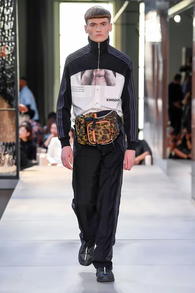 Look 119